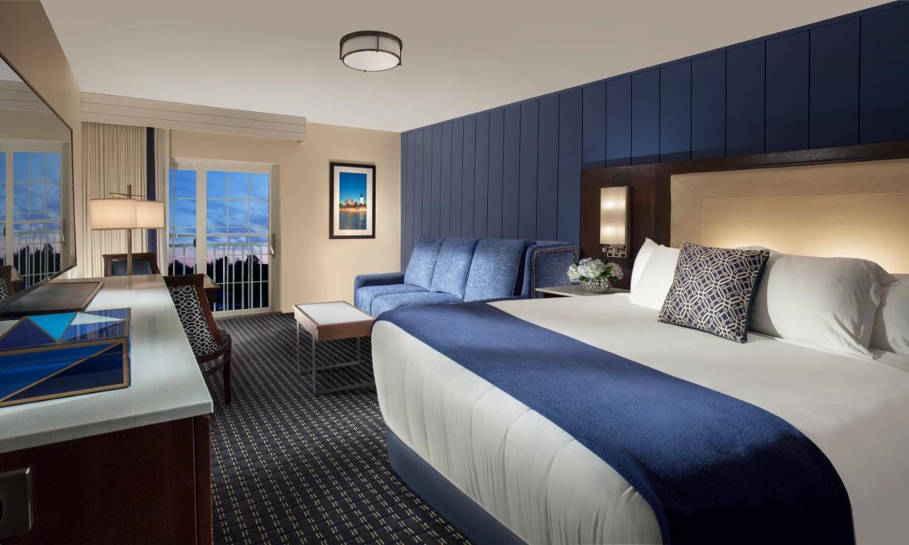 Deluxe King Room,997462107:JPEG