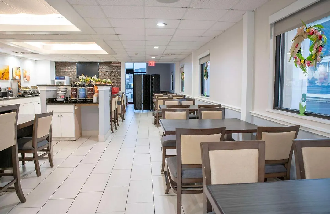 Comfort Inn Hyannis - Cape Cod-1