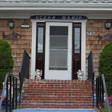A Cape Cod Ocean Manor Inn-2